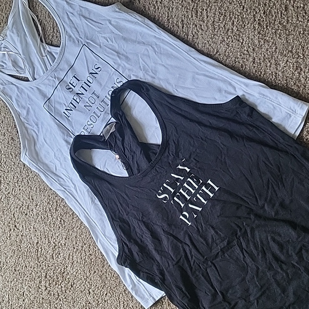 Sports crisscross tank tops